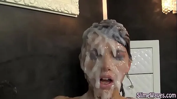 Nové Slime covered glam babe najlepšie klipy