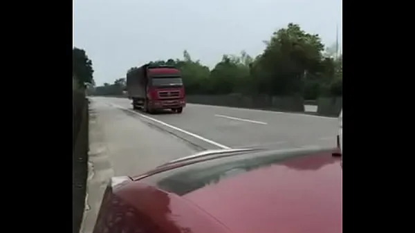 Nové Chinese man and his girlfriend having sex in the car beside the highway nejlepší klipy