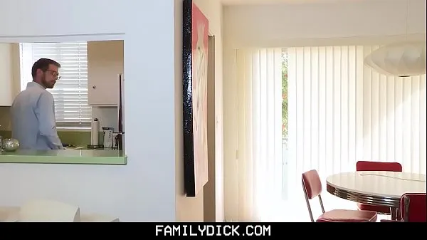 Nové FamilyDick - Tiny twink learns how to fuck his stepdad’s tight hole nejlepší klipy