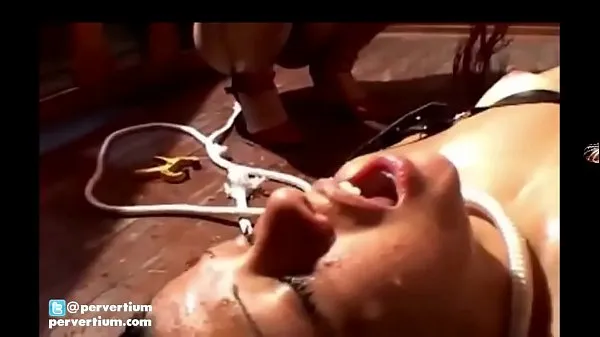 Νέα Lesbian Piss In Mouth Domination καλύτερα κλιπ