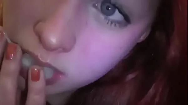 Married redhead playing with cum in her mouth أفضل المقاطع الجديدة