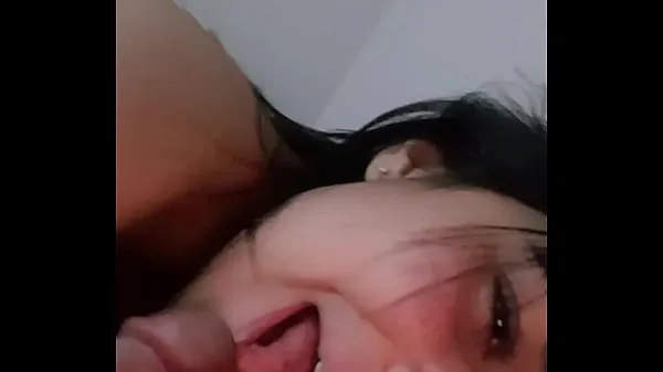 Új GIVES ME GREAT BLOWJOB WHILE I EAT ALL HER PUSSY WHILE PUTTING HER IN MY FACE legjobb klipek