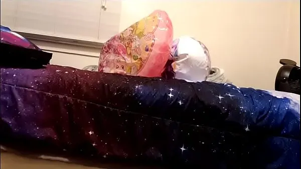 Fucking the inflatable heart until I cum Clip hay nhất mới