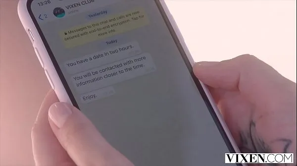 新しいVIXEN匿名のセックスは休暇で常に最高ですベスト クリップ