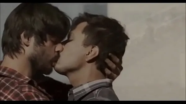 Yeni Eduardo Togi and Jesús Canchola Sánchez gay kiss from movie Bittersweet Waters en iyi Klipler