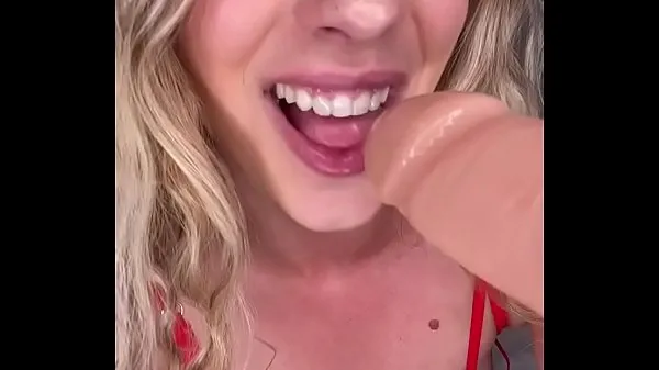 नई Blondie is Masturbating and make herself come सर्वोत्तम क्लिप्स