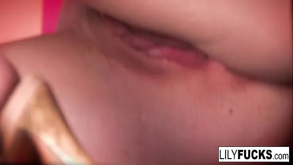 Sexy Lily Loves To Play With Her Wet Pussy And Tight Ass أفضل المقاطع الجديدة