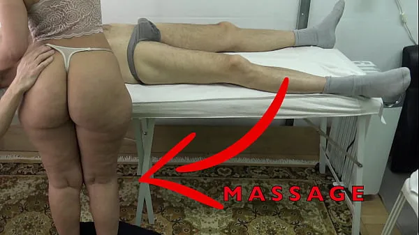 Nové Maid Masseuse with Big Butt let me Lift her Dress & Fingered her Pussy While she Massaged my Dick nejlepší klipy