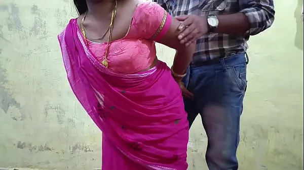 Nye Sister-in-law looks amazing wearing pink saree, today I will not leave sister-in-law, I will keep her pussy torn bedste klip