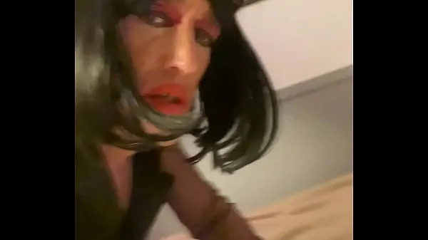 Nye LEATRAVCHINNE THE BIGGEST SLUT IN FRANCE SHE LOVES COCK THE BIG SLUT bedste klip