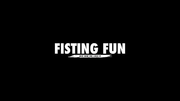 Nuovi Divertimento con pugni Fisting anale avanzato, Rebel Rhyder e Stacy Bloom, doppio fisting anale, Big Gapes, Monster ButtRose FF023clip migliori